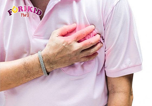Bị bệnh tim mạch có thể làm chân tay đổ mồ hôi trộm