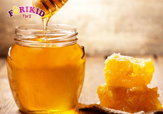 Trong mật ong có chứa nhiều chất dinh dưỡng tốt cho sức khỏe