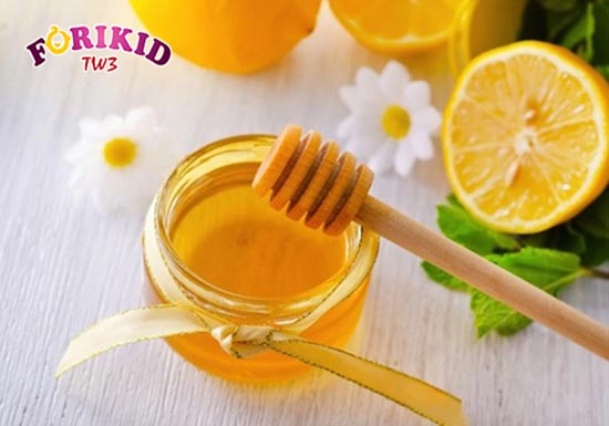 Nước chanh mật ong giúp thanh lọc cơ thể hỗ trợ hấp thu chất dinh dưỡng cho cơ thể
